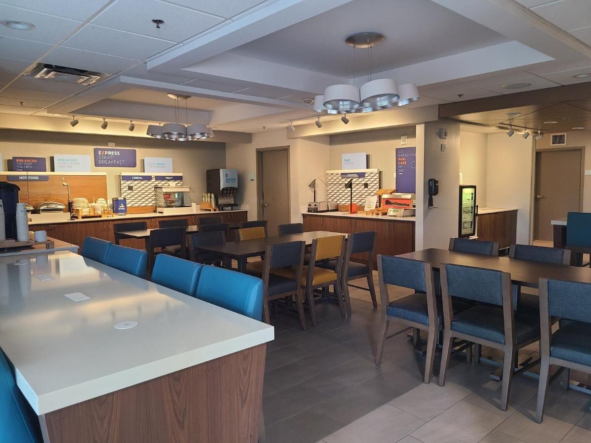 Holiday Inn Express Fort Lauderdale North - Executive Airport By Ihg Luaran gambar