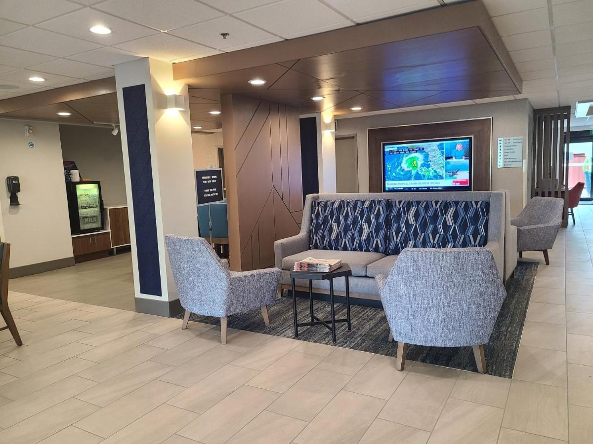 Holiday Inn Express Fort Lauderdale North - Executive Airport By Ihg Luaran gambar
