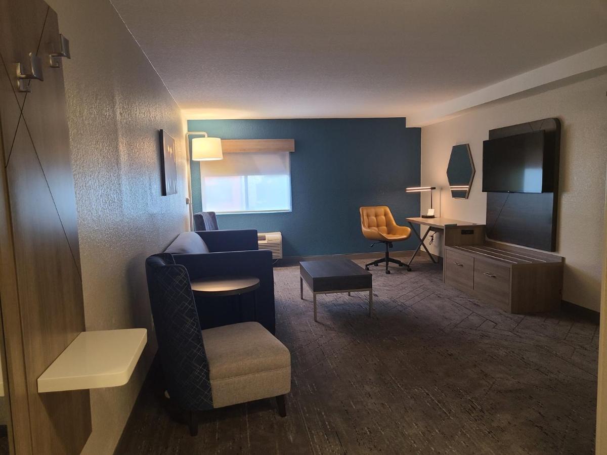 Holiday Inn Express Fort Lauderdale North - Executive Airport By Ihg Luaran gambar