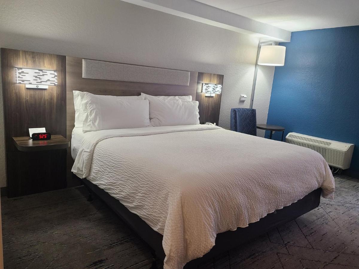 Holiday Inn Express Fort Lauderdale North - Executive Airport By Ihg Luaran gambar