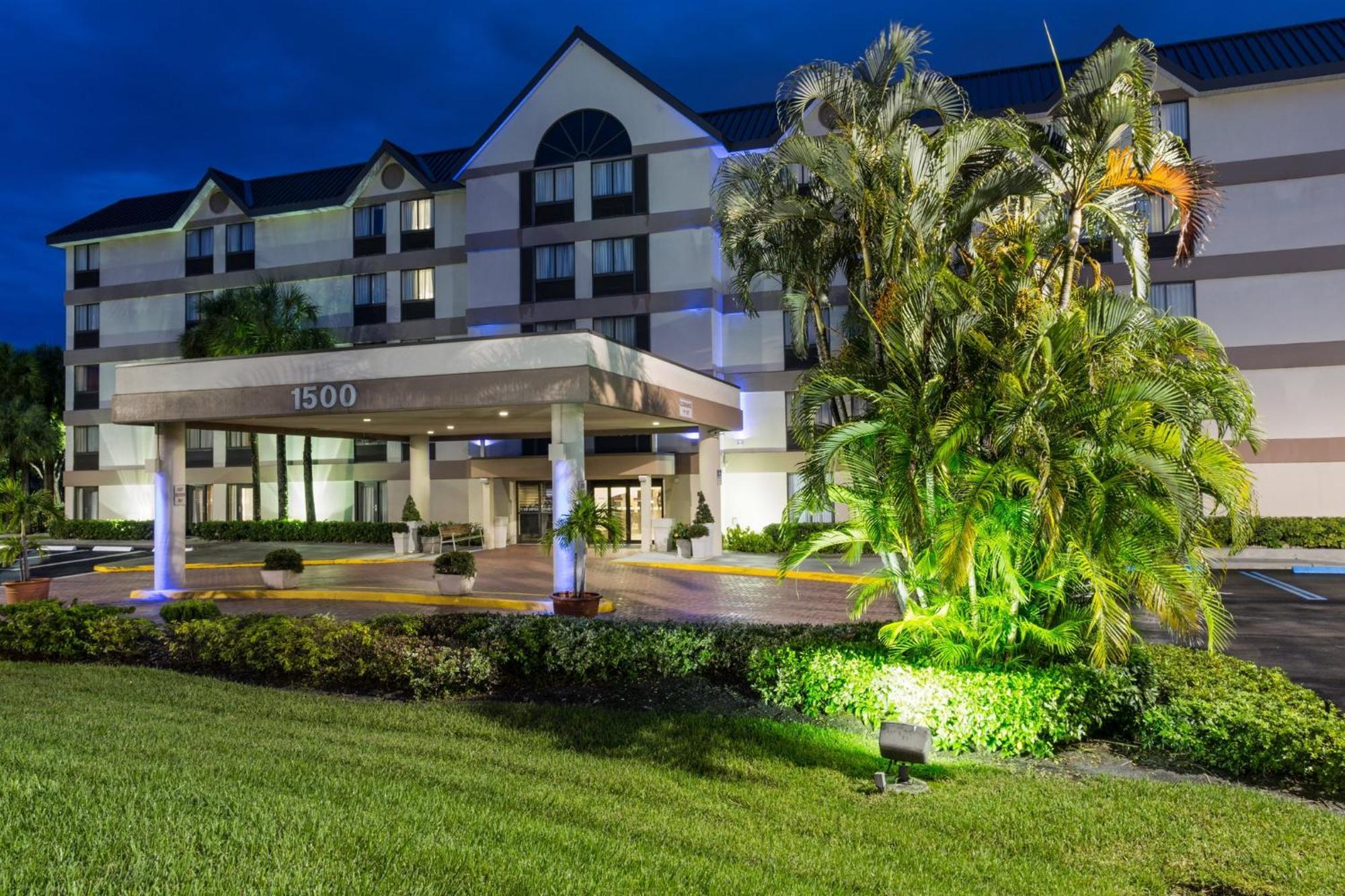 Holiday Inn Express Fort Lauderdale North - Executive Airport By Ihg Luaran gambar